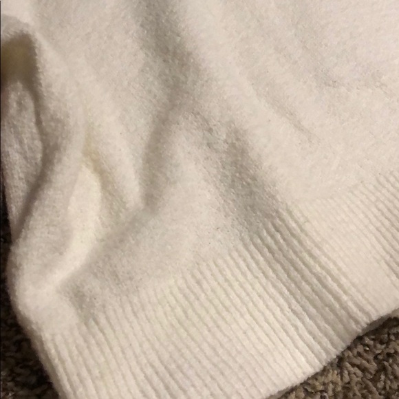 Sweater - Picture 4 of 4